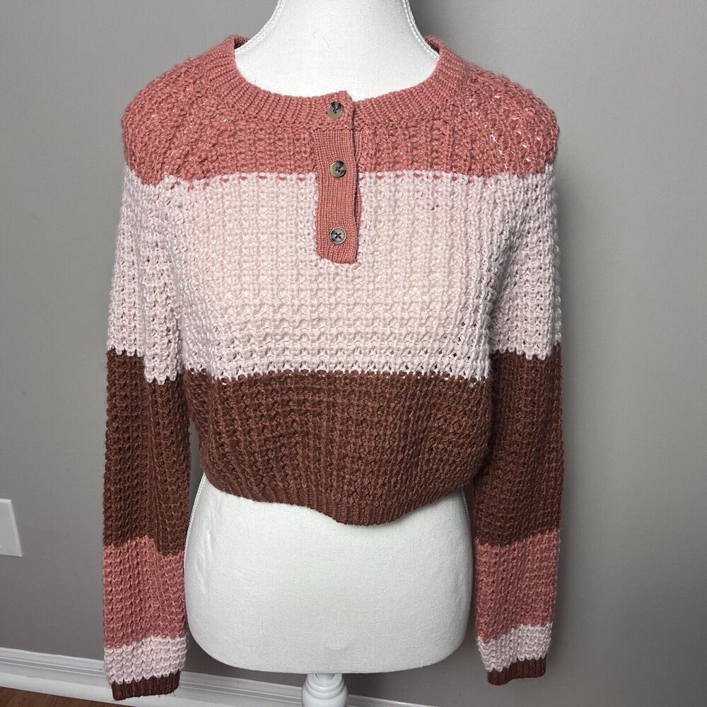 Aeropostale Women's Knit Sweater Size Small Cropped Long Sleeves Button Pink